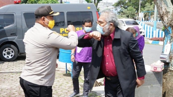 arist_merdeka_apresiasi_aplikasi_horas_paten_milik_polres_simalungun