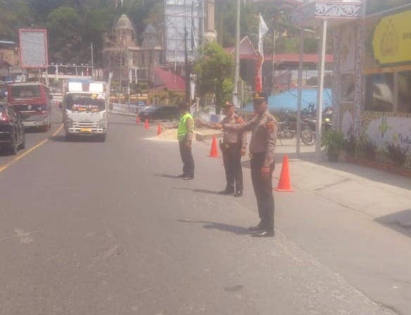 arus_lalu_lintas_jalur_parapat_alami_peningkatan_jelang_lebaran