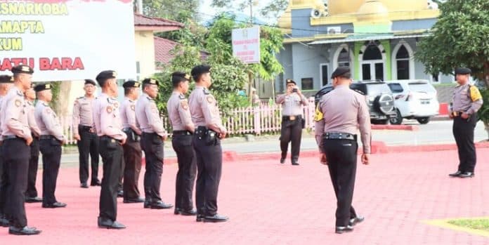 asah_kedisiplinan_sat_samapta_polres_batu_bara_latihan_pbb