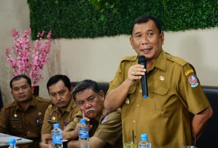 ashari_tambunan_silaturahmi_dengan_pensiunan_pejabat_pemkab_deli_serdang
