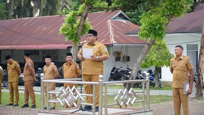asisten_iii_labuhanbatu_transformasi_pelayanan_mengikuti_kemajuan_teknologi