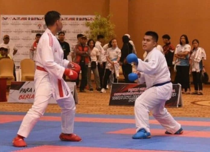 atlet_karate_asal_nias_raih_emas_di_kejurnas_pplpd