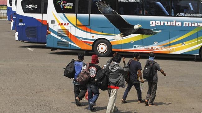 aturan_mudik_berubah_ubah_dari_himbauan_bersyarat_hingga_sanksi