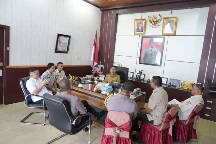 audiensi_samsat_kotapinang_pemkab_labusel_dukung_pembayaran_pajak_kendaraan