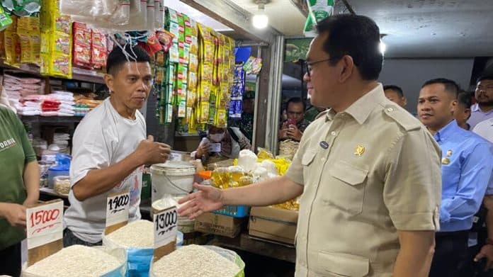 bahan_pokok_aman_di_medan_mendag_dapati_pembeli_menurun