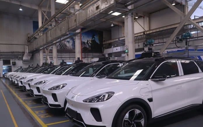 baidu_rencanakan_perluasan_layanan_taksi_robot_di_china