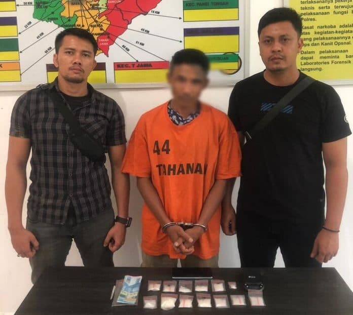 bandar_narkoba_hutabayu_raja_ditangkap_96_gram_sabu_turut_diamankan