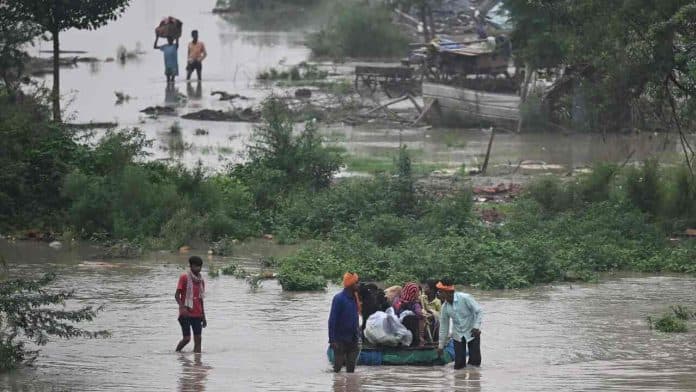 banjir_bandang_landa_india_utara_41_orang_tewas