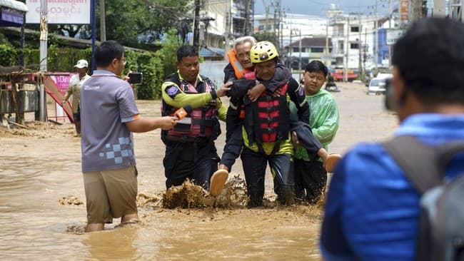 banjir_dan_tanah_longsor_di_thailand_tewaskan_4_orang