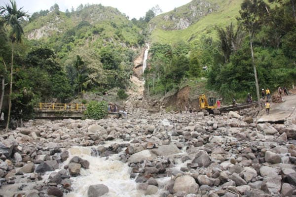 banjir_di_binanga_bolon_rusak_15_hektare_lahan_pertanian