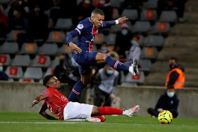 bantai_nimes_4_0_psg_kuasai_puncak_klasemen_liga_prancis
