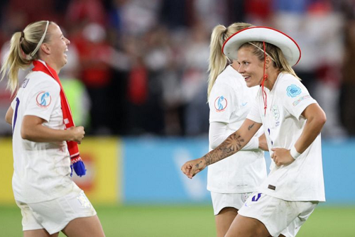 bantai_swedia_4_gol_tanpa_balas_inggris_ke_final_euro_putri_2022