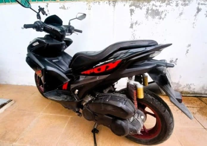 baret_halus_seperti_sarang_laba_laba_pada_body_motor_penyebabnya_sepele