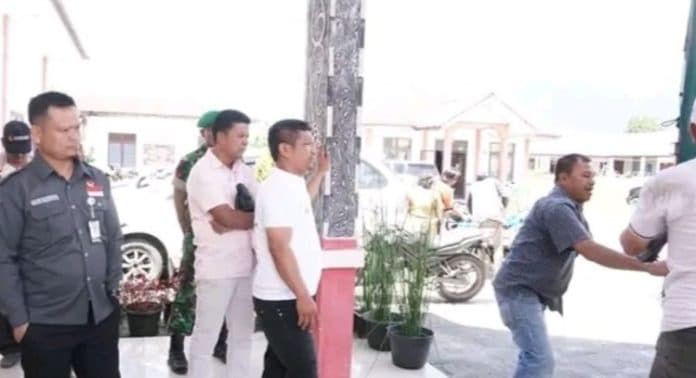 bawaslu_humbahas_kawal_logistik_sampai_ke_kecamatan
