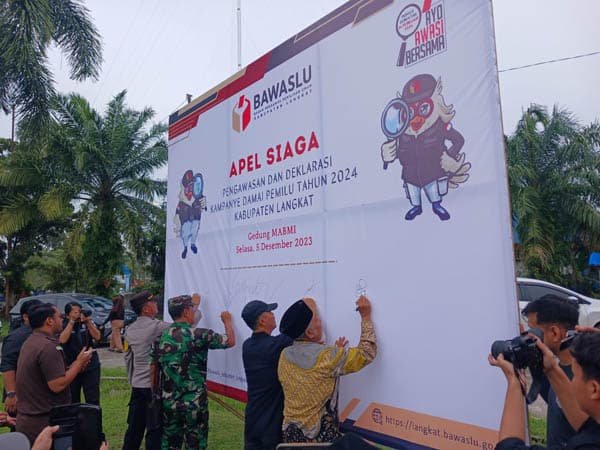 bawaslu_langkat_minta_jajarannya_jaga_kode_etik_pengawas_pemilu
