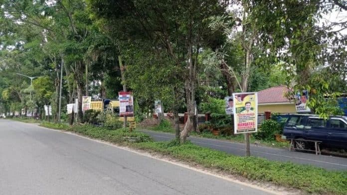 bawaslu_siantar_tidak_berwenang_tertibkan_baliho_balon_kepala_daerah