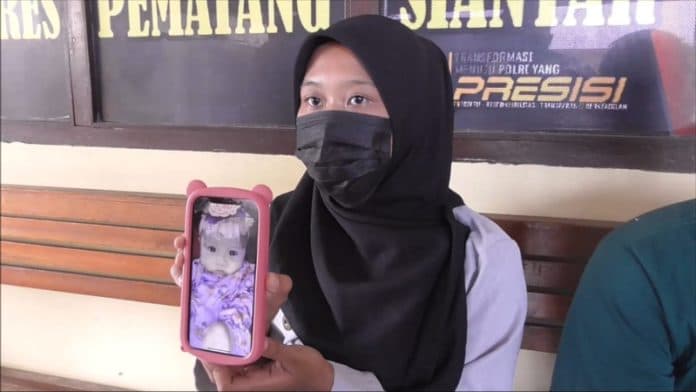 bayi_ditahan_sepupu_dan_minta_uang_pengganti_rp35_juta_kasat_reskrim_siantar_sedang_proses