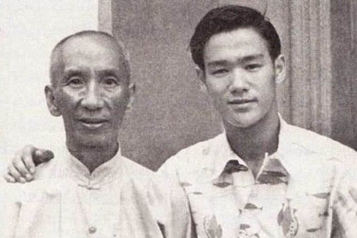 be_water_ungkapan_filosofis_terkenal_bruce_lee