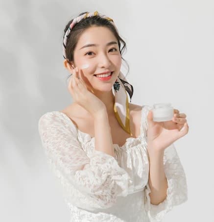 begini_cara_menjaga_kulit_tetap_kenyal_di_musim_penghujan