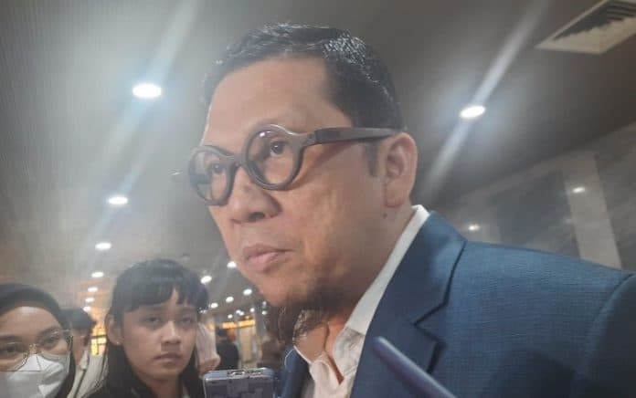 belum_mengundurkan_diri_partai_golkar_pertanyakan_dedy_mulyadi_daftar_bacaleg_lewat_gerindra