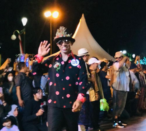 bergaya_80_an_dirut_pud_pasar_raih_juara_3_di_medan_fashion_festival