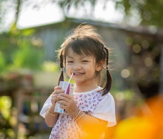 beri_anak_asupan_air_yang_cukup_agar_tumbuh_kembang_optimal