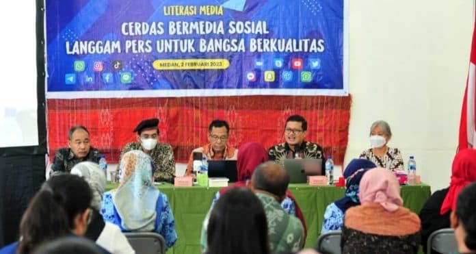 beri_pemahaman_literasi_media_stik_p_dan_lpds_gelar_seminar_nasional_dan_ukw
