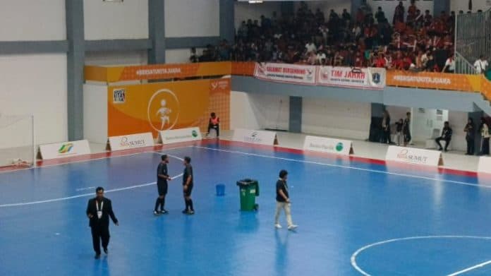 berjalan_5_menit_laga_futsal_putra_jakarta_vs_sumut_tertunda