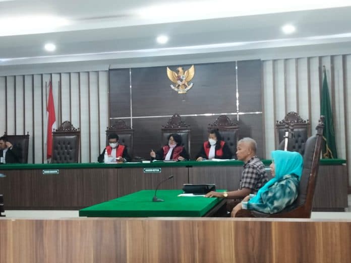 berkas_tak_lengkap_lolos_di_ptsp_pn_sei_rampah_hakim_tegur_penggugat_cicit_sultan_deli
