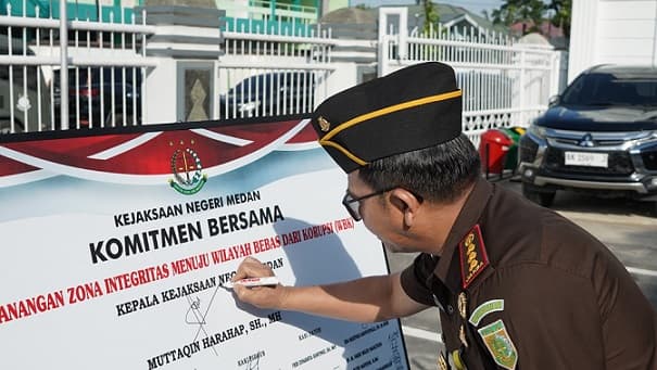 bertekad_raih_predikat_zi_wbkwbbm_2024_kajari_medan_bentuk_tim_satker