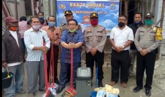 bhakti_sosial_hari_bhayangkara_ke_74_polsek_siantar_utara_bantu_gpi