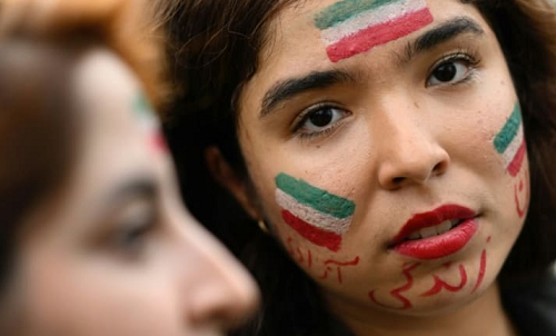 biden_peringatkan_iran_biaya_akibat_tindakan_keras_terhadap_protes_amini