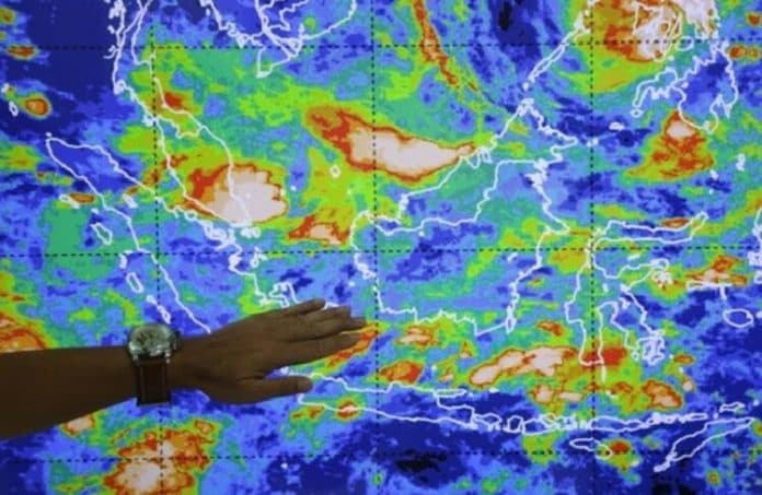 bmkg_cuaca_ekstrem_berpotensi_terjadi_di_indonesia_sepekan_ke_depan