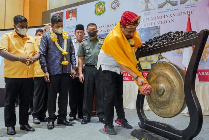 bobby_nasution_agama_menjadi_landasan_dalam_memimpin