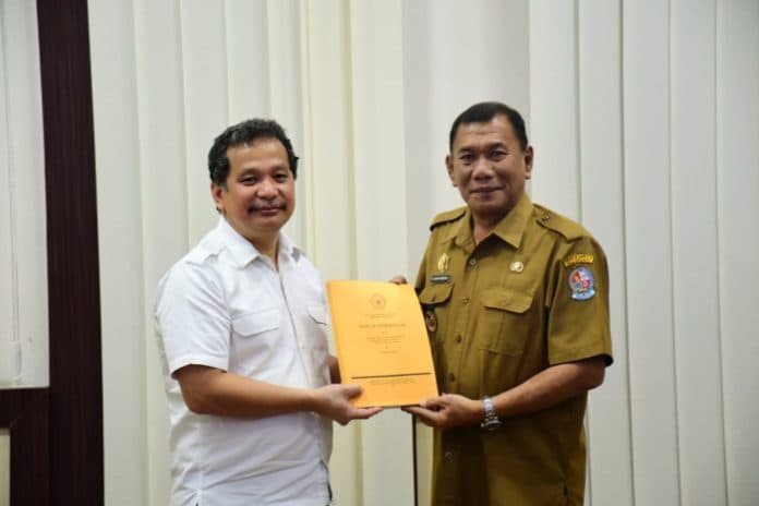 bpk_serahkan_lkpd_pemkab_deli_serdang_ta_2022_kepada_bupati