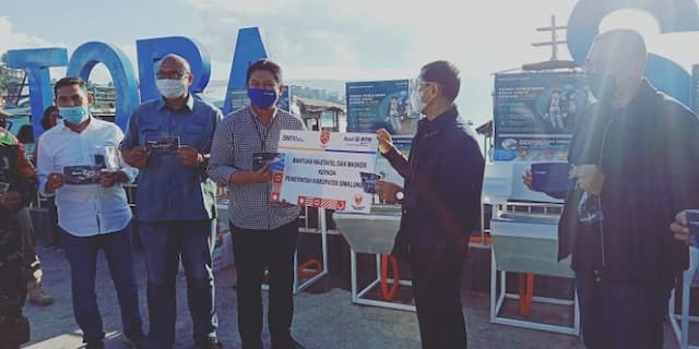 btn_bantu_180_wastafel_dan_20000_masker_untuk_5_kabupaten_sekeliling_danau_toba