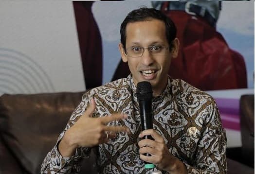 bu_kata_pak_nadiem_jika_anaknya_belum_terima_kuota_segera_lapor_ke_kepala_sekolah_ya