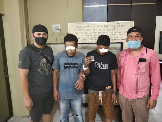 budi_dan_mak_budi_digerebek_polisi_dalam_kamar_ini_penyebabnya