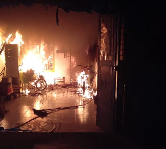 bun_kim_dan_istri_tewas_terbakar_di_lubuk_pakam