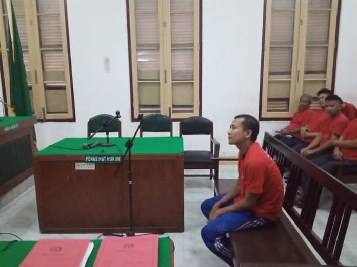 bunuh_ibu_kandung_gegara_sakit_hati_terdakwa_divonis_10_tahun_penjara
