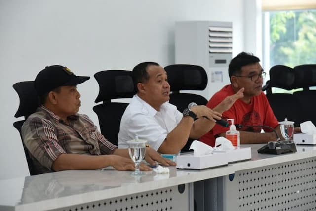 bupati_batu_bara_liburkan_sekolah_antisipasi_pandemik_covid_19