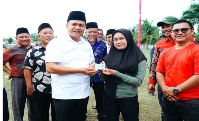bupati_batu_bara_pemilih_pemula_jangan_golput