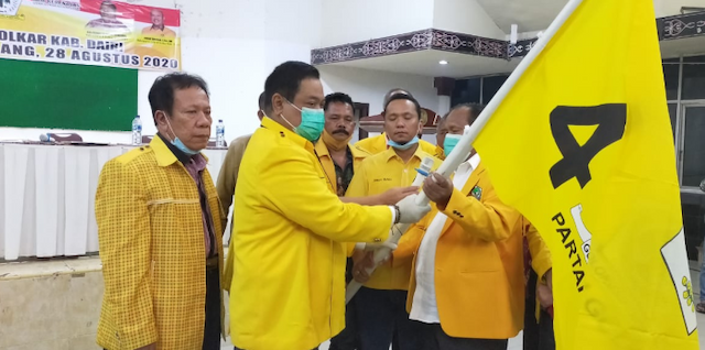 bupati_dairi_edy_kelleng_ate_berutu_terpilih_menjadi_ketua_dpd_ii_golkar_dairi