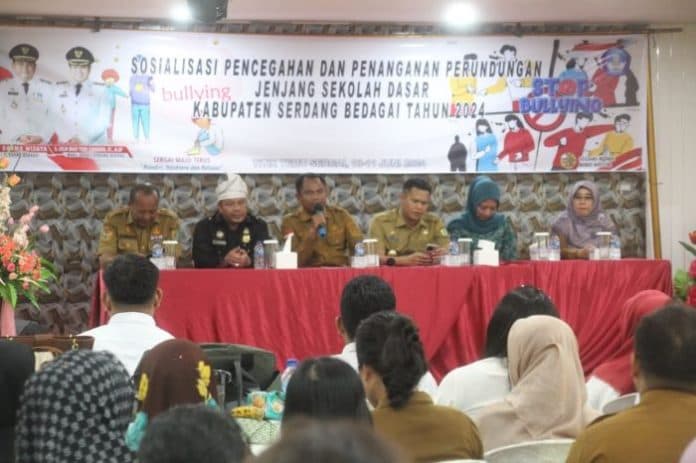 bupati_sergai_minta_seluruh_pihak_aktif_perangi_perundungan