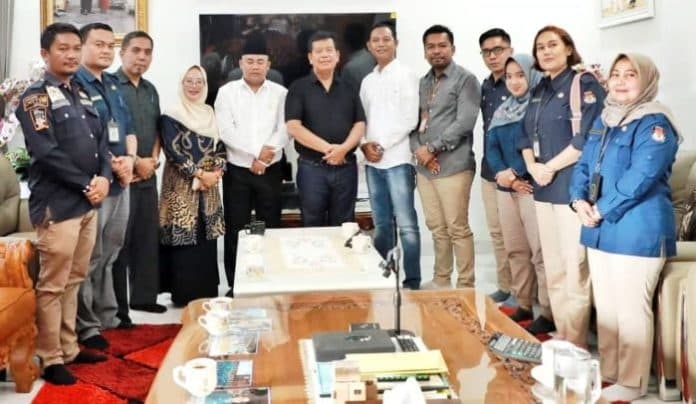bupati_simalungun_minta_penyelenggara_pemilu_jaga_netralitas