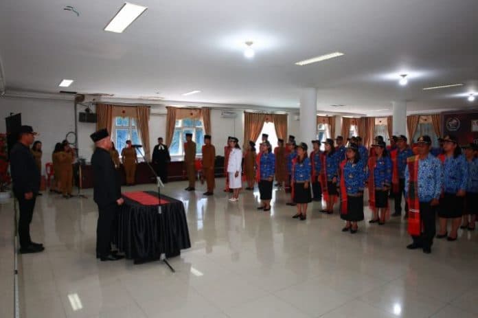 bupati_taput_lantik_19_pejabat_eselon_dan_pejabat_pengawas