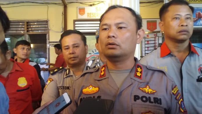 buron_2_pekan_otak_pembobol_toko_roti_ganda_dibekuk