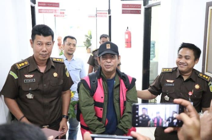 buron_hampir_4_bulan_eks_rektor_uin_su_saidurrahman_ngaku_lakukan_ini