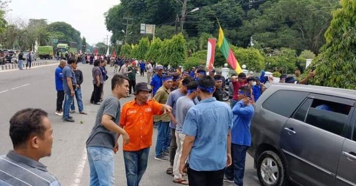 buruh_asahan_demo_peringati_hari_buruh_internasional_2024