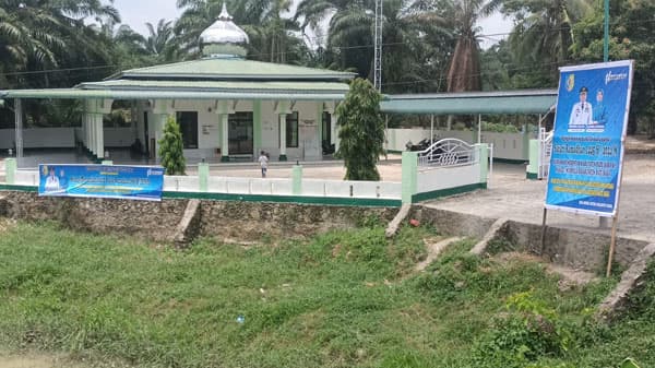 camat_datuk_tanah_datar_tuding_anggota_dewan_intervensi_lokasi_safari_ramadhan_pemkab_batu_bara